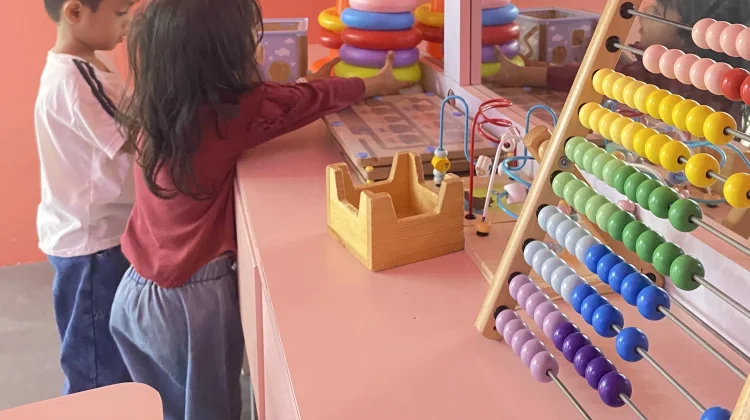 Seberapa Sering Balita Perlu Bermain di Playground untuk Mengasah Kreativitas?