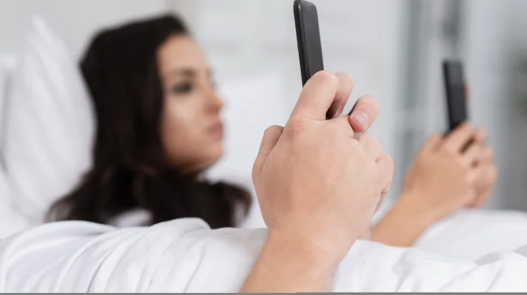 Cara Membatasi Penggunaan HP saat Jam Tidur untuk Membantu Tidur Berkualitas