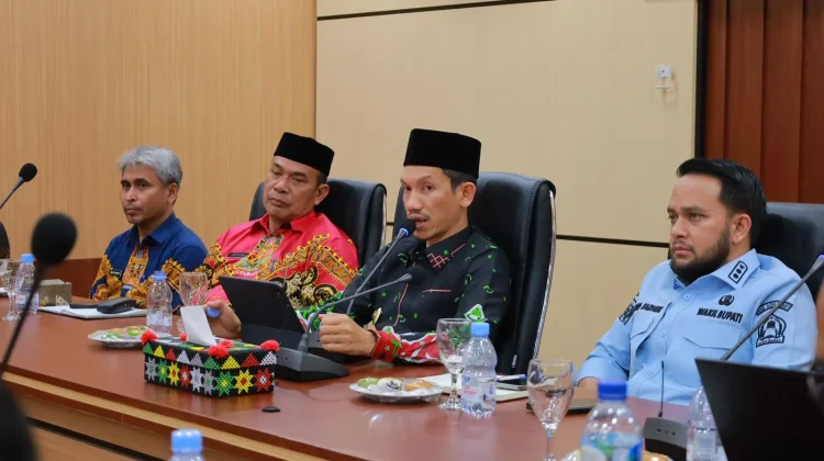 Bupati Aceh Barat Minta Perusahaan Jaga Lingkungan dan Desa Sekitar Aktivitas
