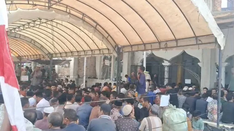 Zikir, Kenduri dan Berbagi Warnai Maulid Nabi di Masjid Blang Beurandang