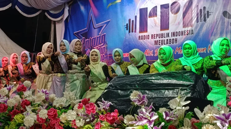 Sanggar Disdikbud Aceh Barat Tampilkan Tari Ratoeh Jaroe pada RRI Fest 2026