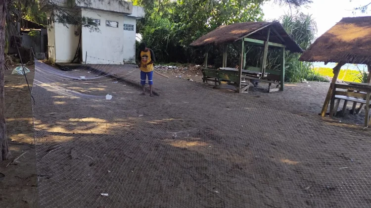 Nelayan Tradisional Aceh Barat Kesulitan Merakit Alat Tangkap