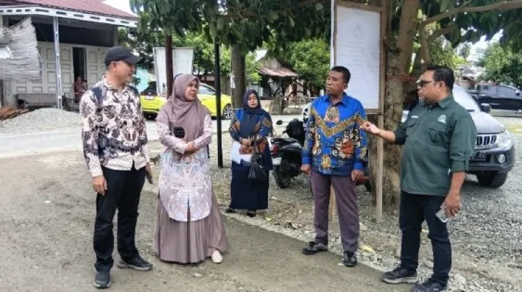 Pansus DPRK Aceh Barat Tinjau Tiga Lokasi Jalan untuk Peningkatan Infrastruktur