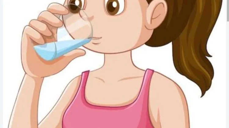 Minum Air Hangat di Pagi Hari Kaya Manfaat bagi Tubuh