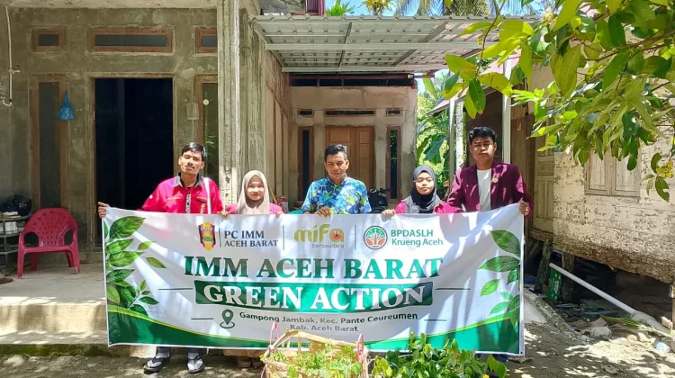 IMM Aceh Barat Gelar Green Action, Tanam Pohon di Gampong Jambak