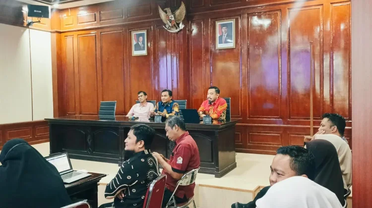 Bupati Tarmizi Pimpin Rapat Pembahasan Anggaran