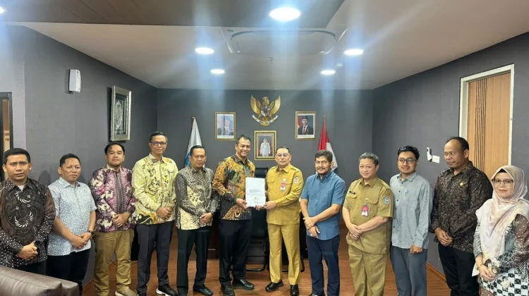 Pemkab Nagan Raya Serahkan Dokumen Kelayakan Dua Rencana BUMD ke Kemendagri