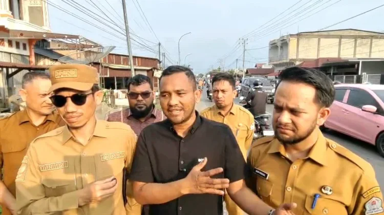 Jamaluddin, Anggota DPR-RI Fraksi PDI-P Tinjau Kondisi Jalan Nasional di Aceh Barat