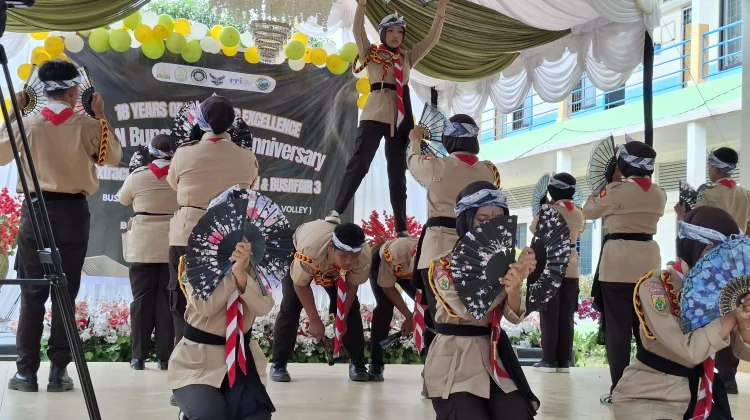 Anniversary ke-18, SMAN Bunga Bangsa Tampilkan Bakat Siswa