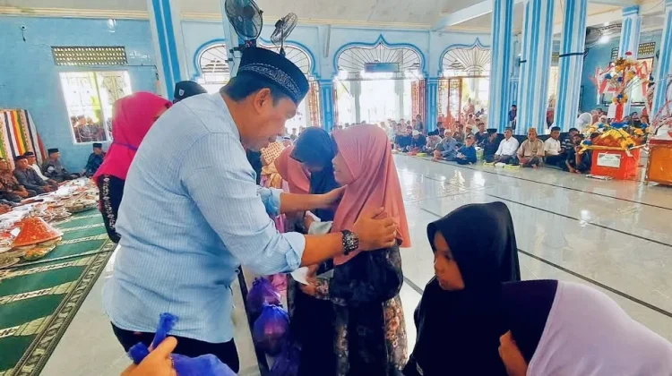 Bupati Simeulue Dorong Masjid Jadi Pusat Pembinaan Generasi Muda