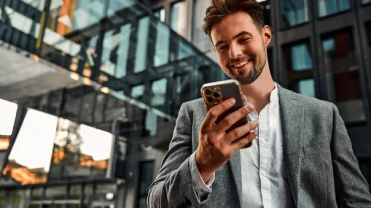 Smartphone Masa Kini Hadir dengan Teknologi Semakin Canggih