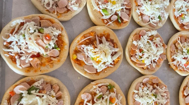 Resep Pizza Sederhana, Pakai Bahan Seadanya Tetap Lezat untuk Camilan Keluarga
