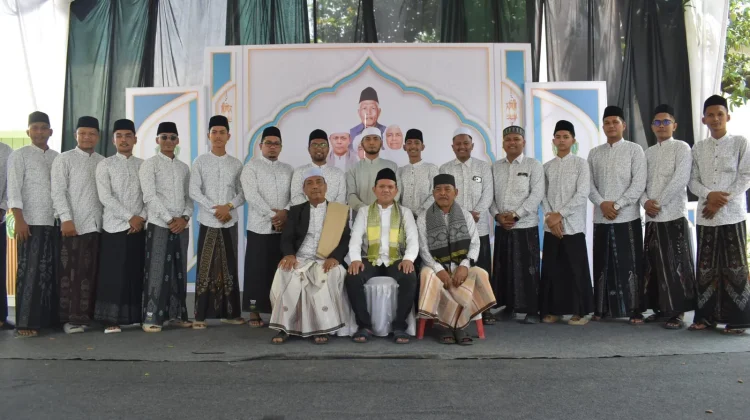 Dek Fadh Hadiri Haul ke-38 Abu Tanoh Mirah
