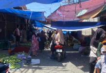 Minggu pertama Ramadan, Pasar Simpang 4 ramai sejak pagi