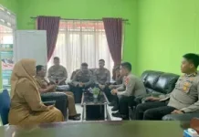 Mahasiswa STIK Bersama Dinas Sosial Aceh Barat Perkuat Pendataan Dampak Bencana