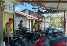 Personel TNI - Polri Lakukan Patroli Gabungan ke Masyarakat