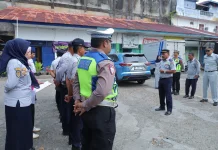 Satlantas Polres Aceh Barat Cek Kelayakan Kendaraan Angkutan Mudik di Terminal