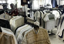Jebakan "Self-Reward" Berlebihan saat Belanja Lebaran
