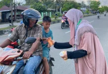 GPL Meulaboh Peringati HUT Ke-7 dengan Berbagi 200 Paket Takjil