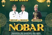 Masyarakat Aceh barat nonton bareng di pendopo