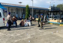 Personel Gabungan Amankan Arus Lalu Lintas di Pelabuhan Pasca Lebaran