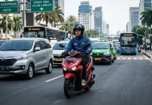 Begini Cara 'Cerdas' Motoran Tetap Gesit dan Hemat Kantong!