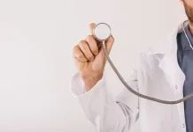 Dokter Imbau Warga Periksa Kesehatan Pasca Lebaran