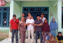 Warga Mon Dua Protes Bantuan Banjir, Kantor Desa Disegel