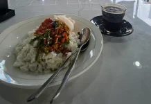 Nasi Gurih: Si "Bintang Pagi" yang Bikin Nagih, Apa Sih Rahasianya?
