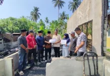 Baitul Mal Aceh Salurkan Bantuan Tunai Korban Kebakaran di 11 Kabupaten/Kota