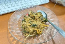 Nikmatnya Lontong Pecal, Salad Alami Khas Indonesia yang Tak Lekang Waktu
