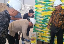 Anggota DPR RI Jamaluddin Sidak Gudang Bulog Meulaboh, Soroti Kualitas Beras