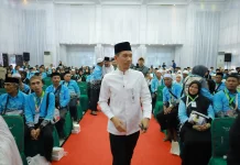 Bupati Tarmizi Lepas Keberangkatan Jemaah Calon Haji di Banda Aceh