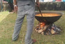 Keakraban Warnai Penyembelihan Kurban di Rumah Potong Meulaboh