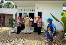 BKKBN Aceh dan Islamic Relief Serahkan Rumah Layak Huni Keluarga Beresiko Stuntig