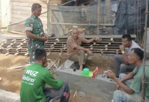 Babinsa Kodim 0110/Abdya Laksanakan Komsos Dengan Masyarakat Binaan