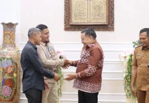 Pemkab Nagan Raya raih  predikat badan publik  informatif