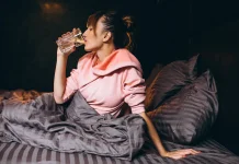 Manfaat Minum  Air Putih sebelum Tidur