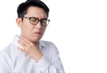 Cara Mengatasi Sakit Kerongkongan saat Cuaca Panas