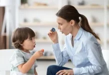 Kenali Penyebab Speech Delay pada Anak