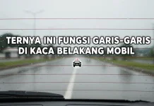 Ternya ini Fungsi Garis-garis di Kaca Belakang Mobil