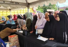 Pasar Tani Road Show Catat Omzet Hampir Rp200 Juta di Aceh Barat