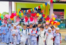 TK Negeri 13 Kaway XVI Aceh Barat Ikuti MPLS Bertema "Sekolahku Ceria"