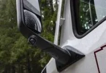 Blind Spot Kendaraan Besar, Ancaman yang Sering Tak Disadari Pemotor