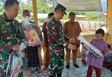 Dandim 0105/Aceh Barat Salurkan Bantuan Perlengkapan Sekolah pada Masyarakat