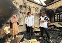 Bupati Aceh Barat Salurkan Bantuan untuk Korban Kebakaran Drien Rampak
