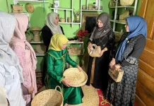Bahan Baku Terbatas, UMKM Eceng Gondok Aceh Barat Bidik Ekspor