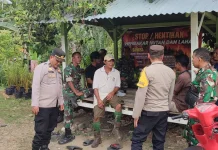 Babinsa dan Bhabinkamtibmas Abdya Gelar Sosialisasi Karhutla di Desa Binaan