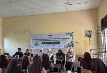 Dosen UTU Latih Siswa Kelola Sampah dan Kenalkan Ekonomi Sirkular