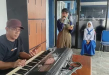 Peserta Bintang Radio Matangkan Penampilan lewat Uji Vokal